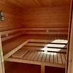 Jagdhaus Im Gruenen, Mit Sauna كولمباخ